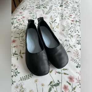 Camper Shoes Size 39 (US 8.5)